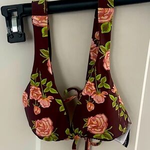 Dippin Daisy bikini NWT